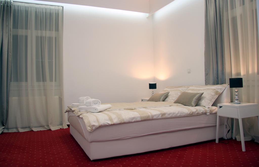 Red Carpet Rooms Zagreb Buitenkant foto
